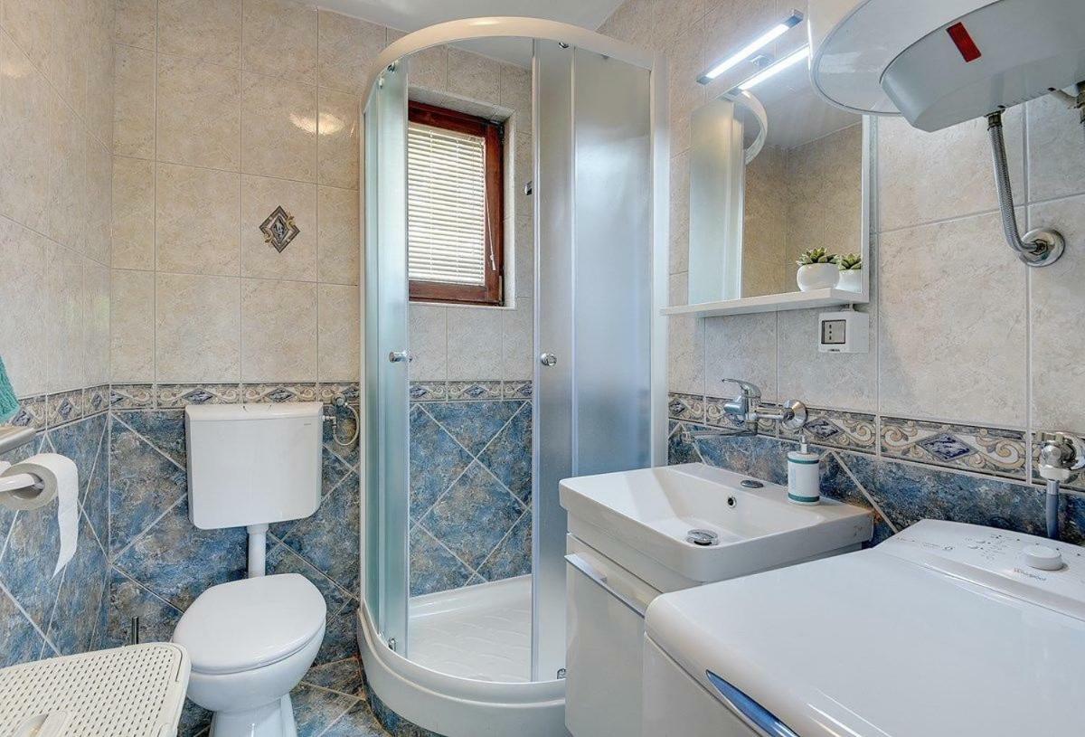 Villa Jela Medulin Buitenkant foto